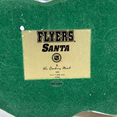 LOT 19D: The Danbury Mint Philadelphia Flyers Santa & Mrs Claus Figurines