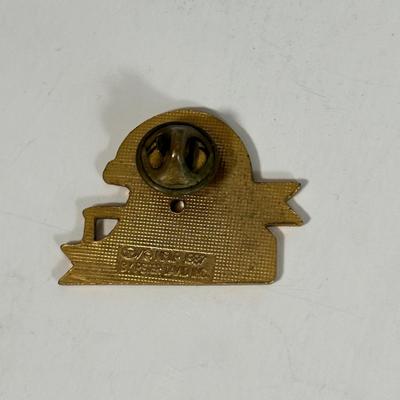 LOT 27A: Philadelphia Sports Coins Pins & More!