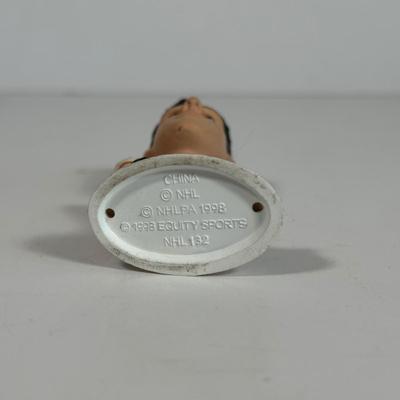 LOT 28A: Philadelphia Flyers Danbury Mint First Union Center, Bobble Heads & More