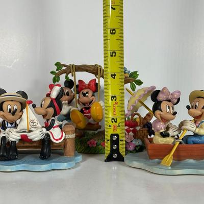 LOT 37A: Disney/The Hamilton Collection - Mickey & Minnie’s Timeless Romance Collection