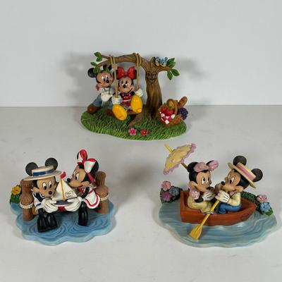 LOT 37A: Disney/The Hamilton Collection - Mickey & Minnie’s Timeless Romance Collection