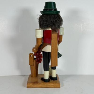 LOT 39A: Wine Maker Wettengl Wooden Nutcracker - Made in Germany