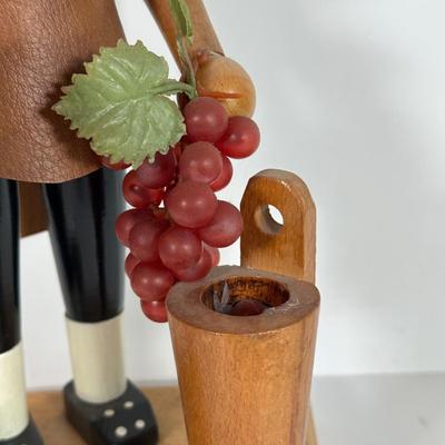 LOT 39A: Wine Maker Wettengl Wooden Nutcracker - Made in Germany