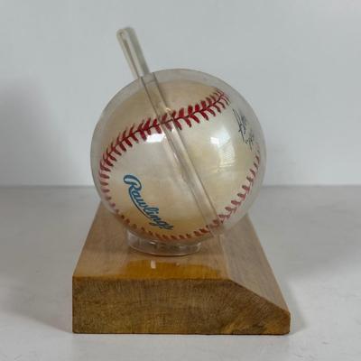 LOT 40A: Bobby Shantz Signed Baseball w/ Topps Card