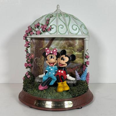 LOT 83A: Mickey & Minnie Home Decor Collection