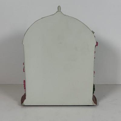 LOT 83A: Mickey & Minnie Home Decor Collection