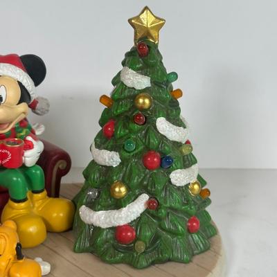 LOT 84A: Mickey & Minnie Christmas Decor - You’re All I Want For Christmas, Shelf Sitters & More