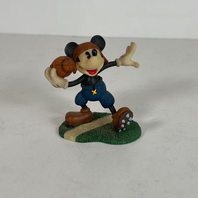 LOT 87A: Vintage Disney Home Decor Collection