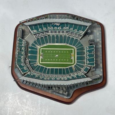 LOT 95A: The Danbury Mint Veterans Stadium & Lincoln Financial Field Home Of The Philadelphia Eagles