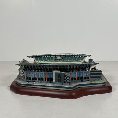 LOT 95A: The Danbury Mint Veterans Stadium & Lincoln Financial Field Home Of The Philadelphia Eagles