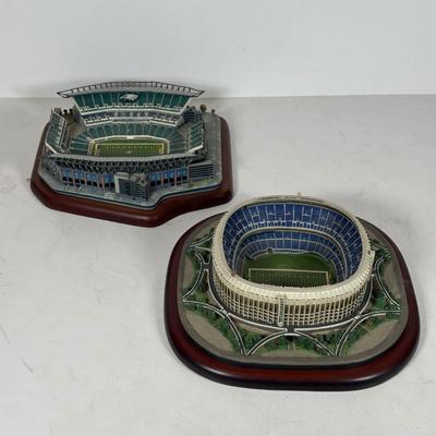 LOT 95A: The Danbury Mint Veterans Stadium & Lincoln Financial Field Home Of The Philadelphia Eagles