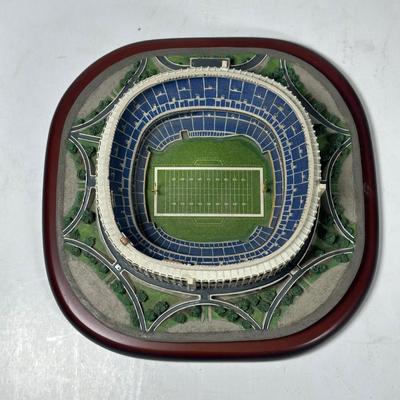 LOT 95A: The Danbury Mint Veterans Stadium & Lincoln Financial Field Home Of The Philadelphia Eagles