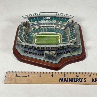 LOT 95A: The Danbury Mint Veterans Stadium & Lincoln Financial Field Home Of The Philadelphia Eagles