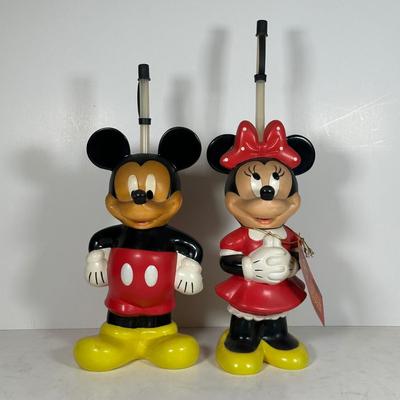 LOT 98A: Vintage Mickey & Minnie Big Sippers & Mickey Head Lunchbox w/ Original Thermos