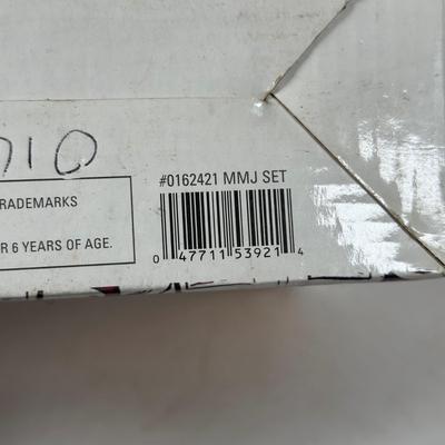 LOT 101A: Vintage Advertising - Kellogg’s, Pepboys & More