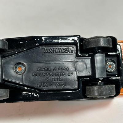 LOT 101A: Vintage Advertising - Kellogg’s, Pepboys & More