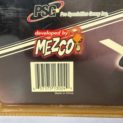 LOT 111A: Michael Vick Legends Of The Field Bobble Head & Extreme Athletes Action Figure