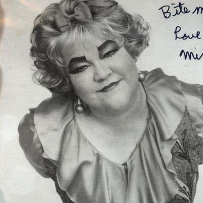 LOT 112A: Vintage Drew Carey & Mimi Bobeck Dolls NIB & Signed Photo