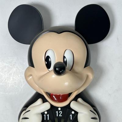 LOT 117A: The Bradford Exchange The Mickey Mouse Motion Clock