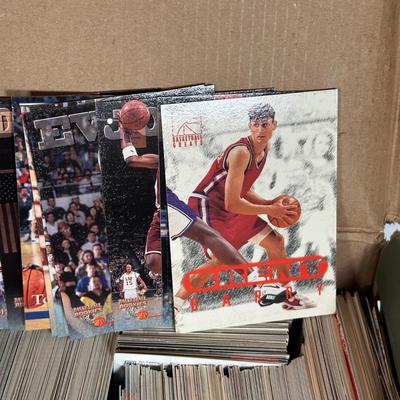 LOT 119A: Collection Of Basketball / Hockey Cards