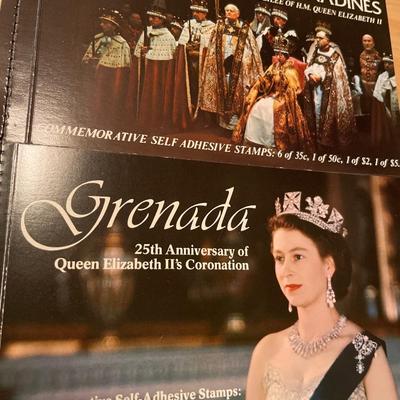 4 Royal family themed stamp books