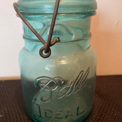 Glass sun tea & blue Ball jar