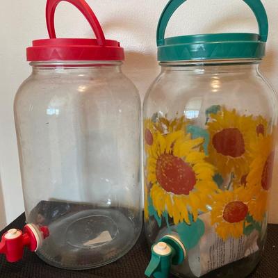 Glass sun tea & blue Ball jar