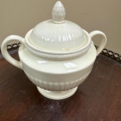 Wedgewood bowl and lid
