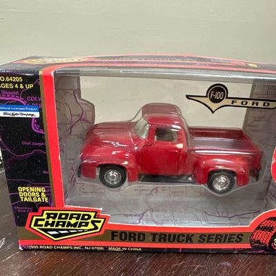 Ford truck F-100 red