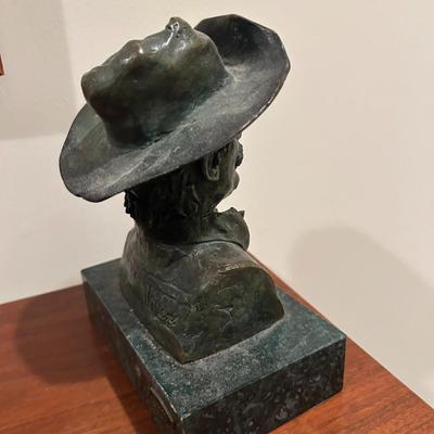 VINARDI BRONZE STATUE COWBOY