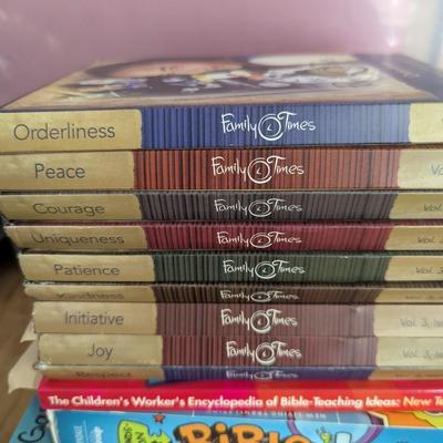 Family Times DVD's & Spiritual Books #10 (G)