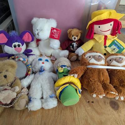 Plush Toys Madeline Russ Frankford (G)