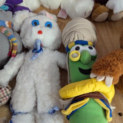 Plush Toys Madeline Russ Frankford (G)