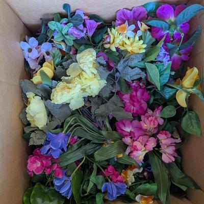 Assortment Of Artificial Flowers (G)