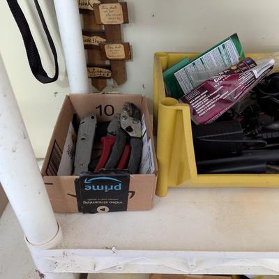 Car Supplies Bins & Tools Includes Plastic Shelf Corona Clippers (G)