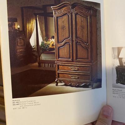 Drexel Heritage Dresser and Mirror Brittany Design