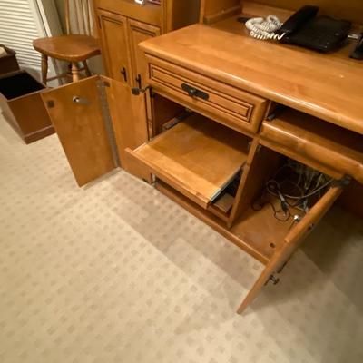 Complete Office Furniture Suite by Creative Ideas