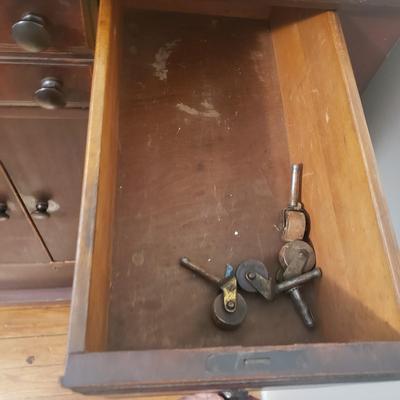 Vintage Chest of Drawers (B1-KD)
