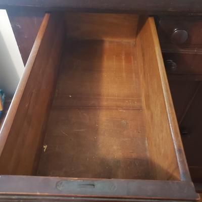Vintage Chest of Drawers (B1-KD)
