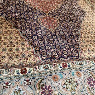 Stunning Tabriz Persian Area Rug, 6’9” x 10’1” (LR-HS)