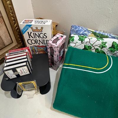 Bridge table & padded chairs lot