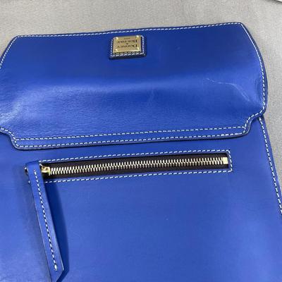 Dooney & Bourke Leather Crossbody Handbag