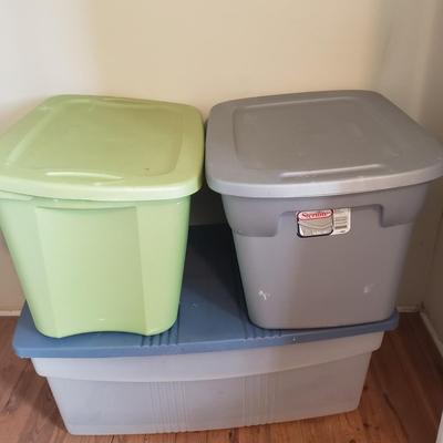 22 Plastic Storage Bins (B1-KD)