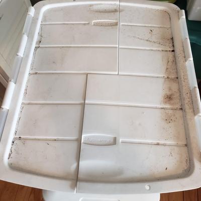 22 Plastic Storage Bins (B1-KD)