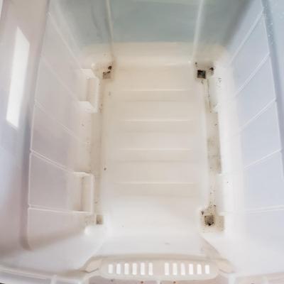 22 Plastic Storage Bins (B1-KD)