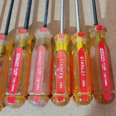 Large Screwdriver Lot (WM-EL)