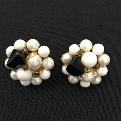 Vintage Japan clip on earrings