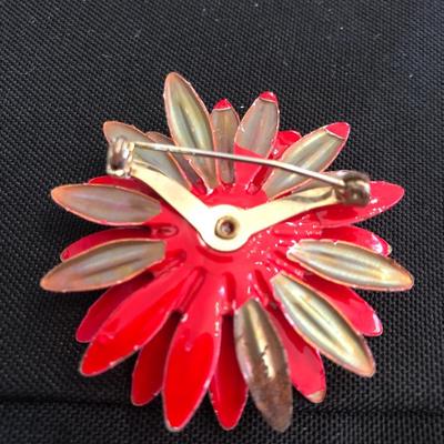 Vintage Metal Enamel Brooch