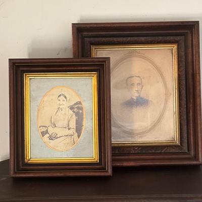 LOT 423: Beautiful Framed Antique Photos