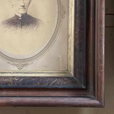 LOT 423: Beautiful Framed Antique Photos